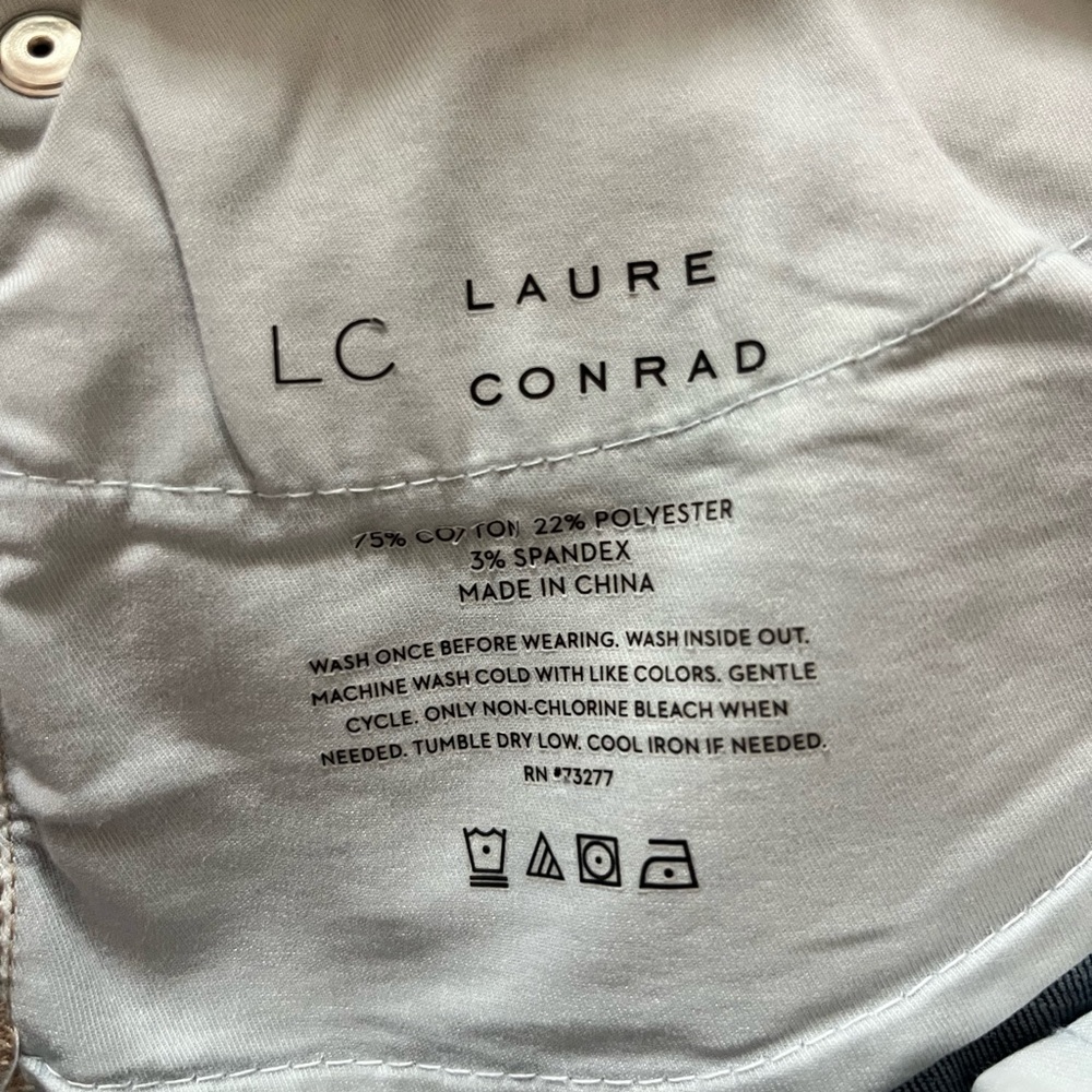 Lauren Conrad Women’s Medium Wash Skinny Jeans - Picture 4 of 5